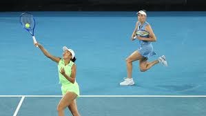 攻守兼备助博洛尼亚斩落领头羊那不勒斯，卢库米当选全场最佳