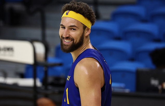 在球场上 在球场上